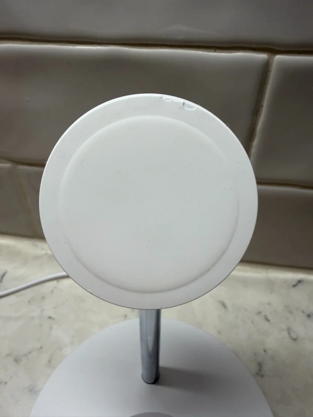 Belkin 2-in-1 Wireless Charger Stand with Mag Safe, White